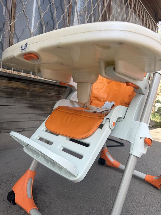 Стульчик десткий для кормления Chicco