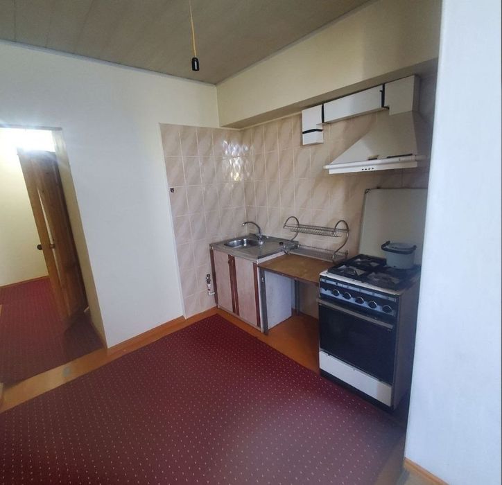 Yunusobod shaxriston 2/4/4 kirpich 2/6 balkon