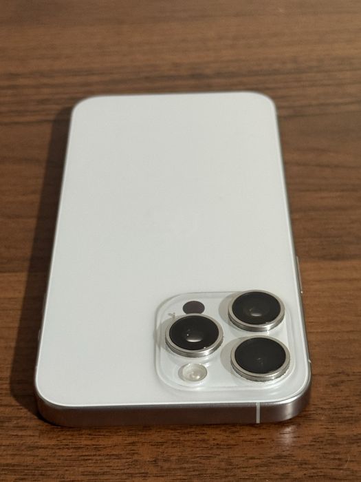 Iphone 15 pro max esim