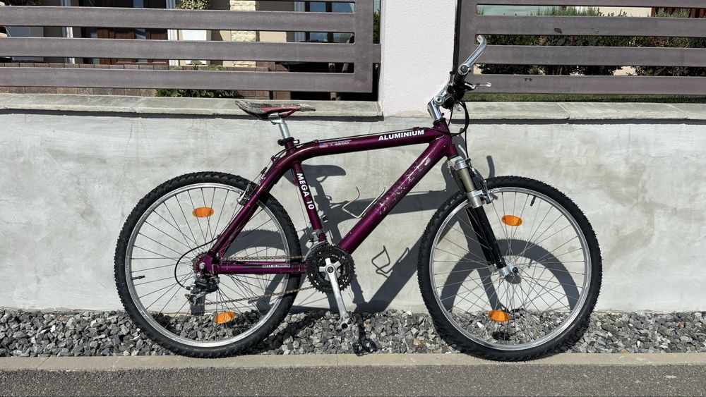 Bicicleta aluminium mega 10 pe 26