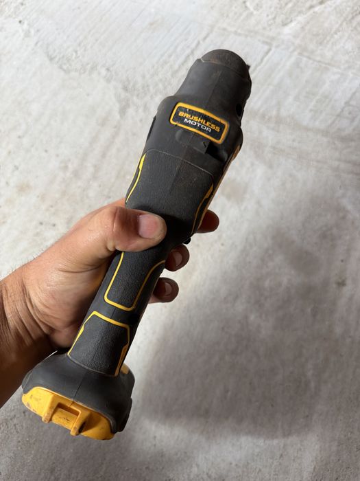 Dewalt DCS355 мултитул