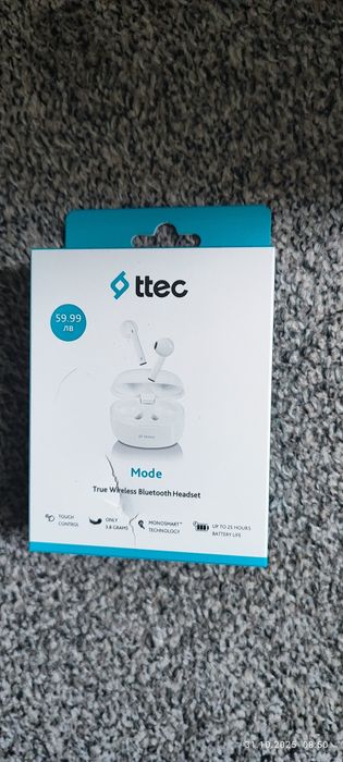 Неразопаковани.Чисто нови безжични слушалки