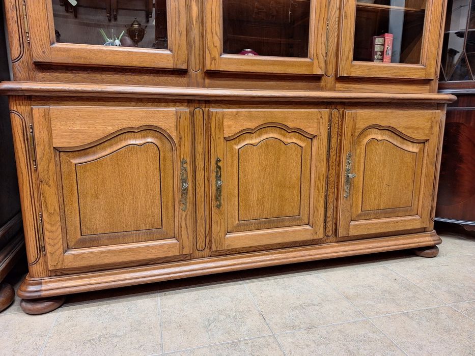 Винтидж трапезен бюфет дъб масив