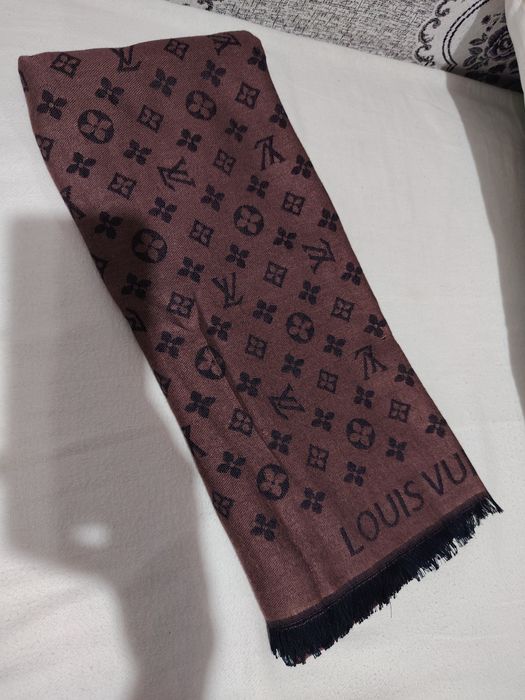 Esarfe noi de calitate toate culorile