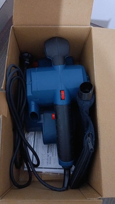 Шлифовальная машина