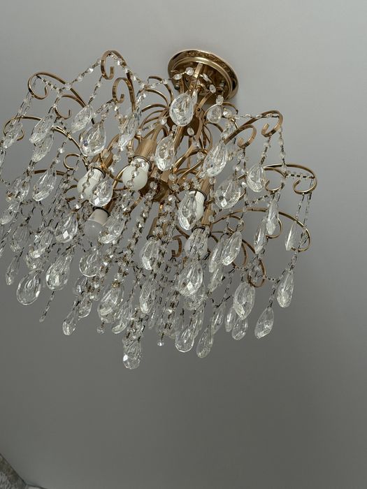 Люстра для зала или гостинный