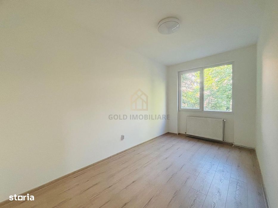 Apartament 3 camere cu garaj  Slavici