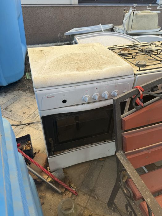 Газовая плита продается