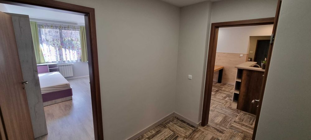 Дава се под наем Четиристаен апартамент в София, Младост 3 - 130 кв.м за 1250 € - Снимка #2