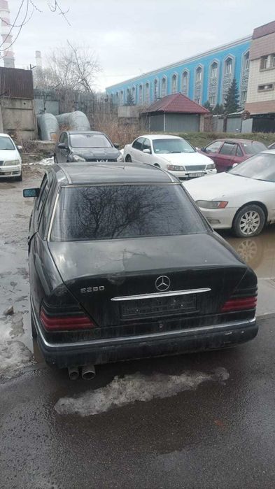 Продается Мерседес Е 280 Mercedes 400.000