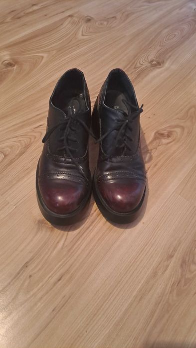 Дамски обувки  номер 40