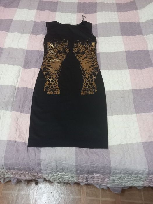 Продаётся женское платье