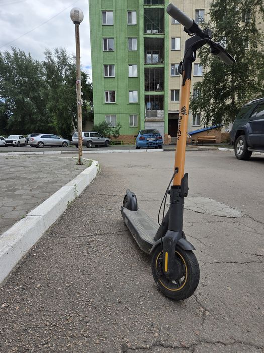 Продам электросамокат Segway Ninebot (найнбот) G30 max