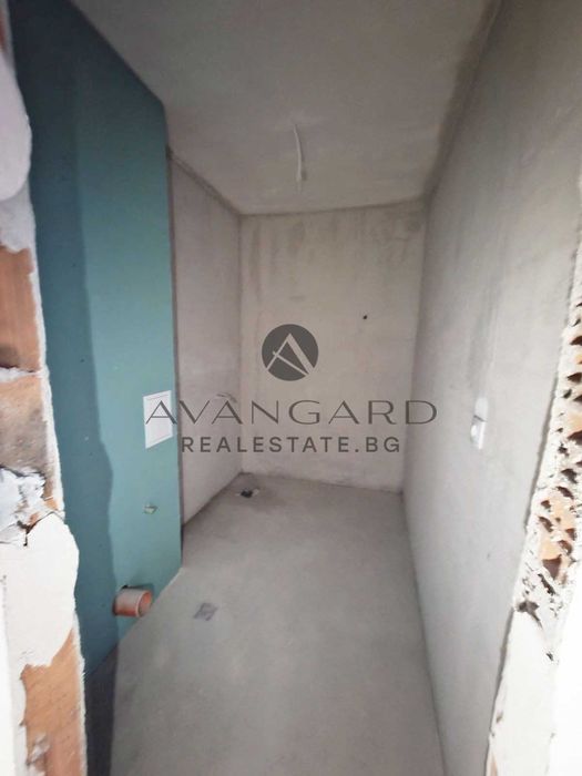 Продава се Едностаен апартамент в Пловдив, Кючук Париж - 41 кв.м за 1537 €/кв.м - Снимка #2