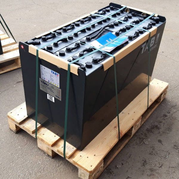 Аккумуляторы электрокара, штабелеры
