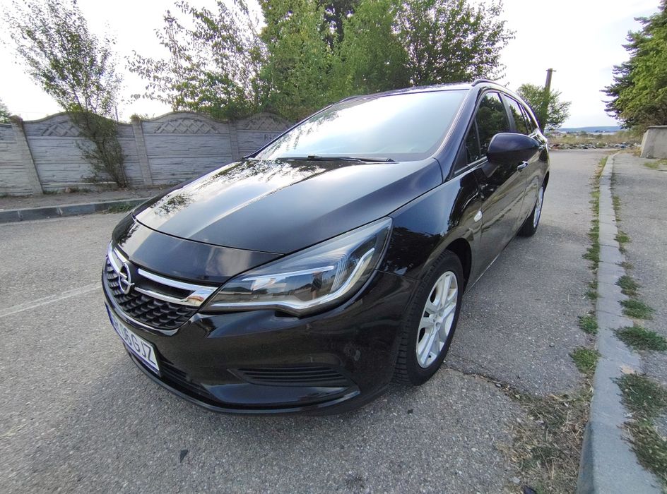 Opel Astra K 2017 Sports Tourer 1.6 Diesel Carplay și Android Auto Euro 6 Proprietar