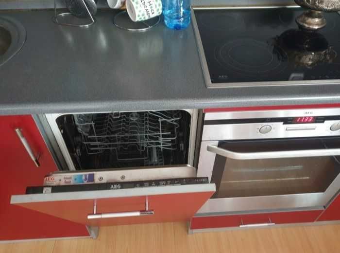 Продава се Тристаен апартамент в София, Център - 81 кв.м за 1785 €/кв.м - Снимка #1