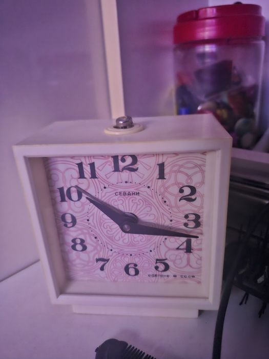 Продам часы СССР