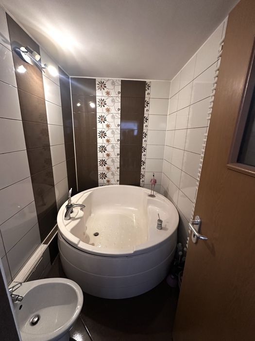 Apartament 4 camere ocupabil imediat