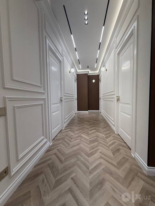 Продается 4-комнатная квартира Махтумкули Poytaht Residence Яшнабад