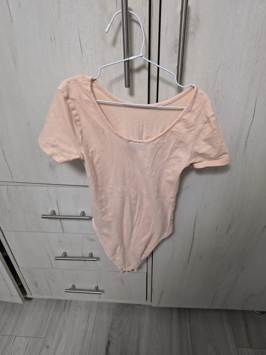 3 body-uri gimnastica fete