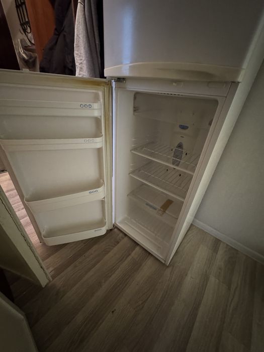 Продам холодильник LG