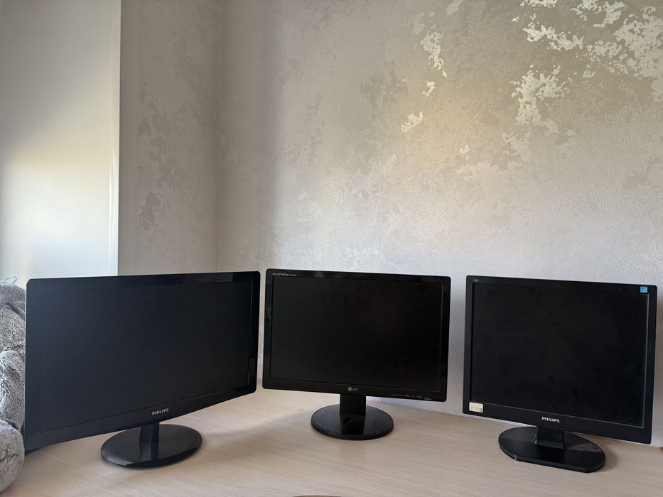 Продам мониторы Philips и LG (Full HD, 20.0")