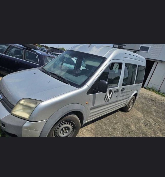 Tapiterie int/Usi/Faruri/Trager/Dezmembrez/Motor Ford Tourneo Connect