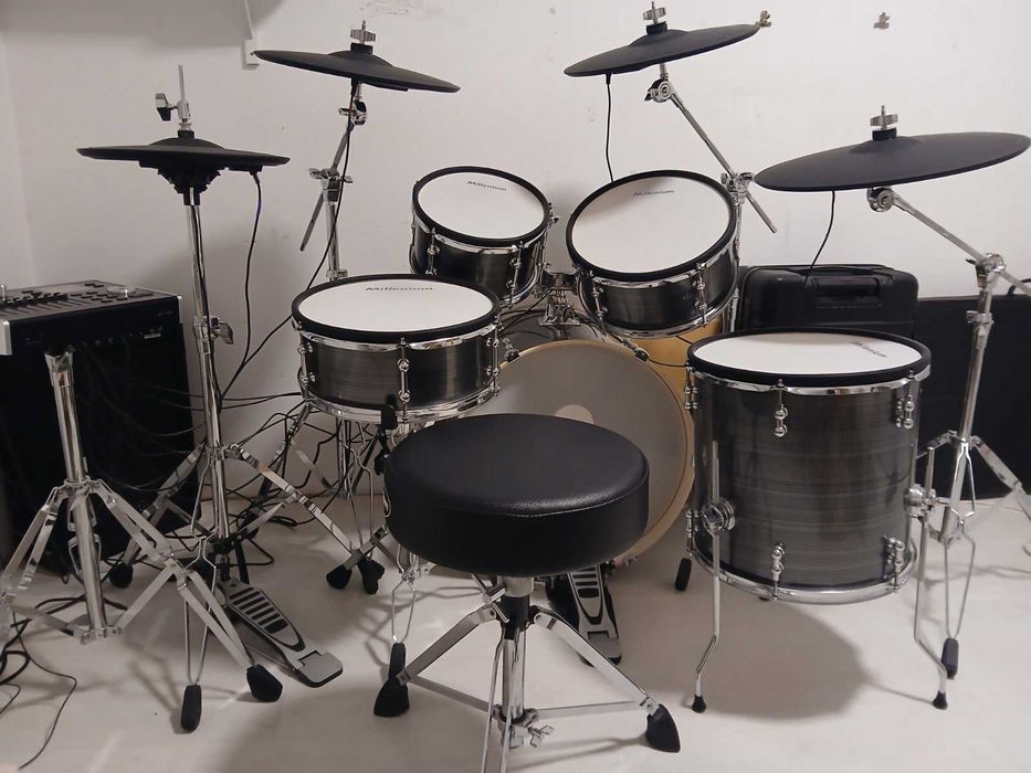 Барабани Електронни  Millenium MPS-1000 E-Drum Monitor Bundle