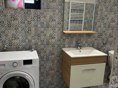 Închiriez garsoniera lux zona 1 mai