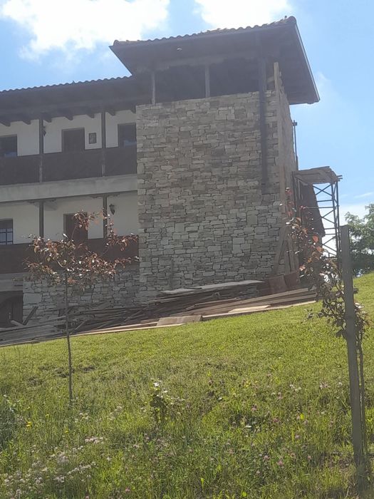 Fac ziduri piatră masivă