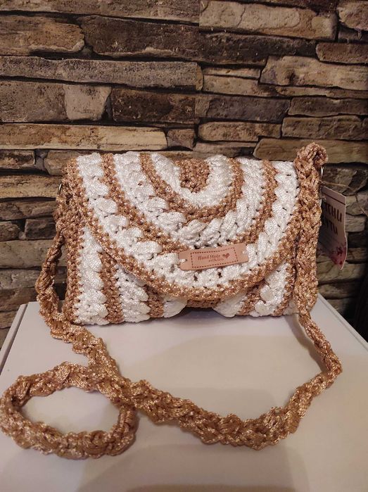 Ръчно изработени дамски чанти