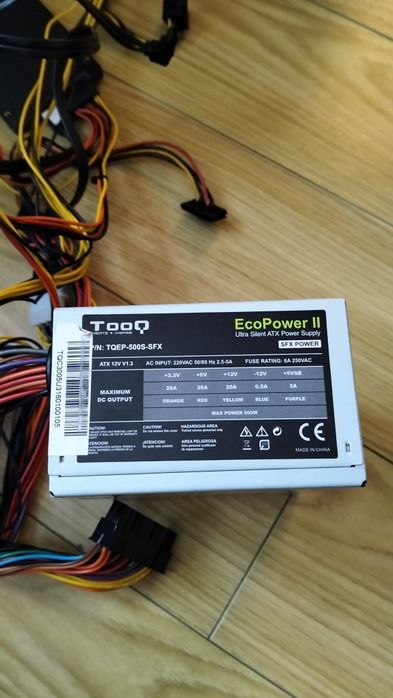 Vând Carcasa PC TOOQ și  sursă de alimentare 500w (  .