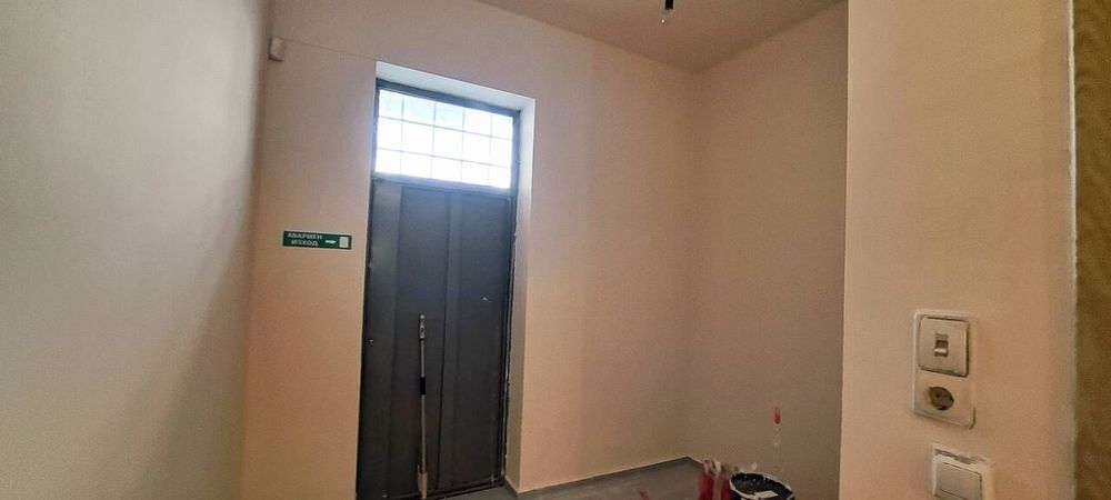 Дава се под наем Офис в София, Център - 50 кв.м за 747.66 € - Снимка #5