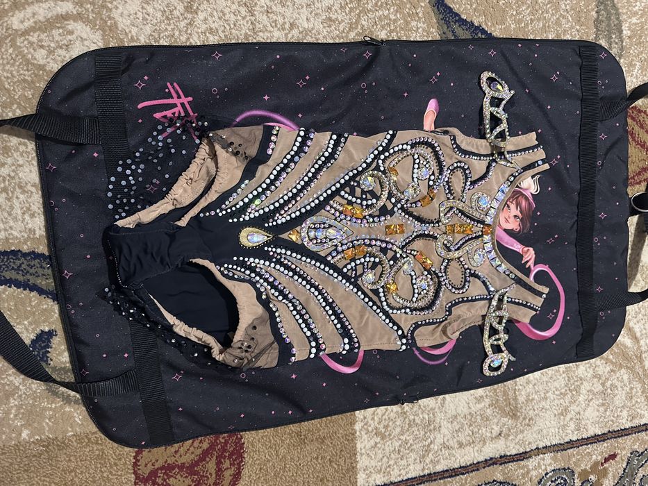 Купальник для художественной гимнастики