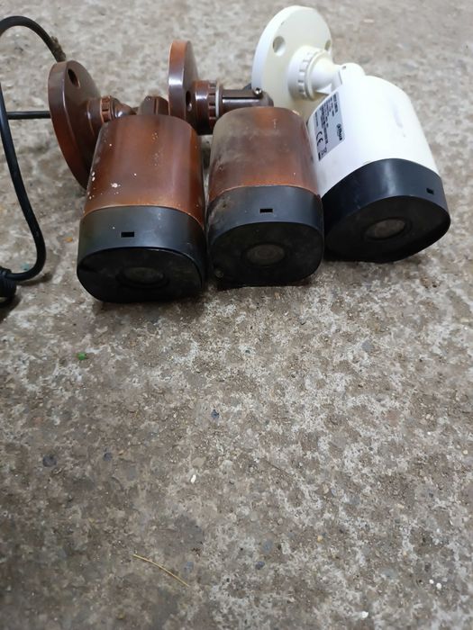 Дивиар с три камери