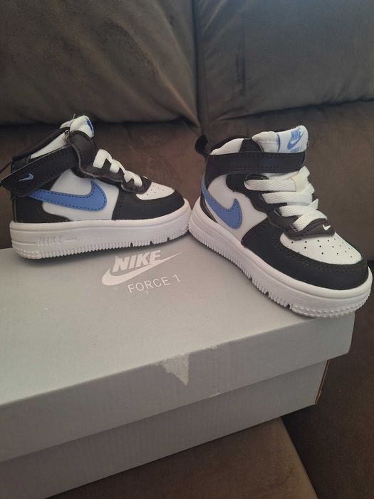 Бебешки обувки Nike Force 1