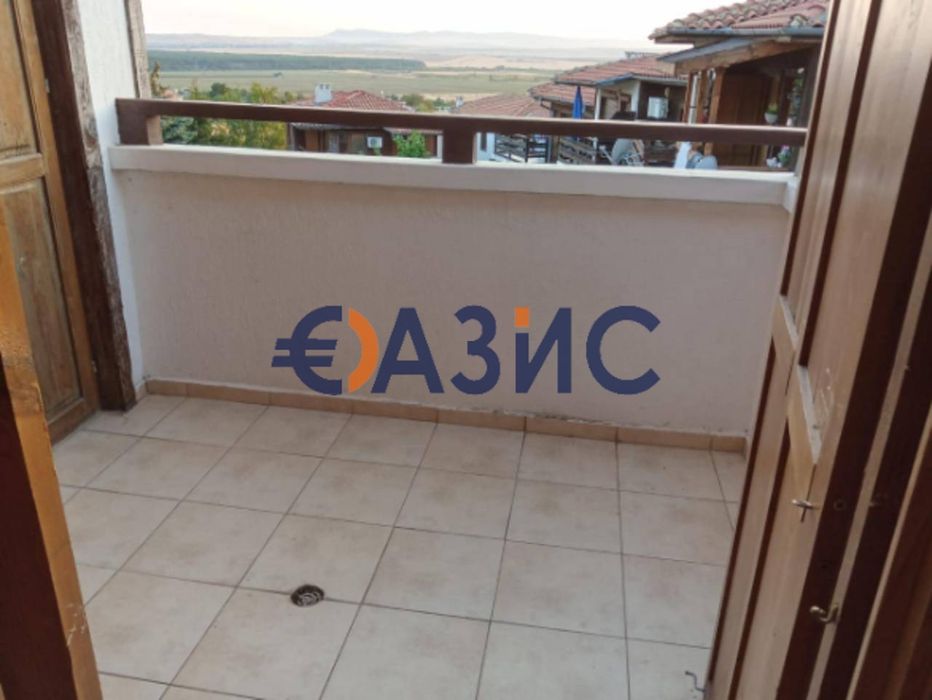 Продава се Тристаен апартамент в с. Кошарица, Област Бургас - 93 кв.м за 1237 €/кв.м - Снимка #4