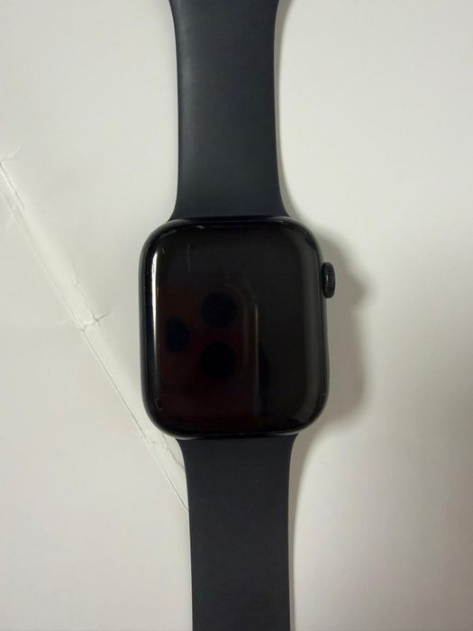 Apple watch series 8