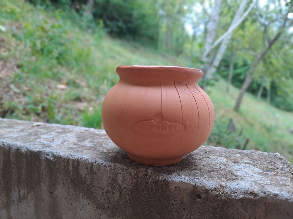 Глинени бурканчета