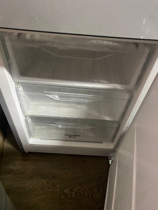 Холодильник  Indesit