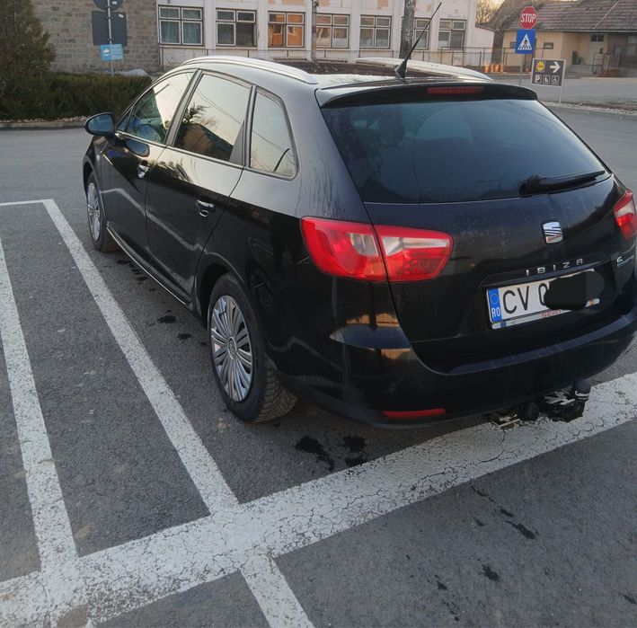 Vând Seat Ibiza