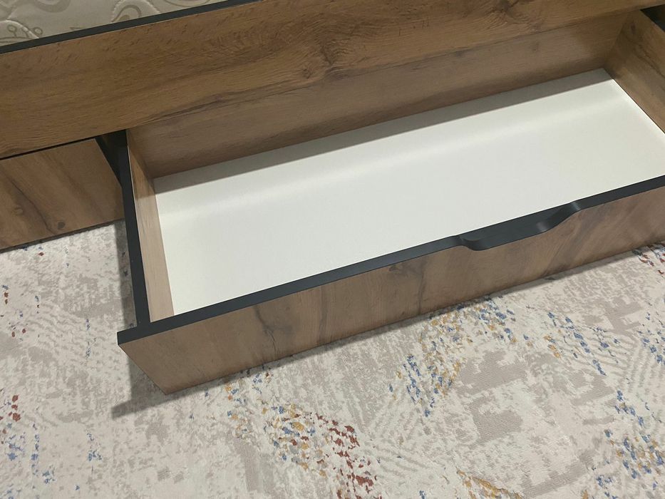 Продам кровать подрастковую