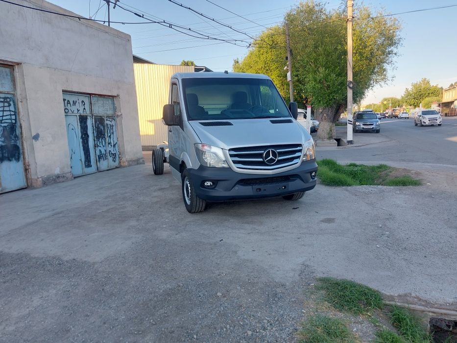 Sprinter Mercedes-Benz 906
