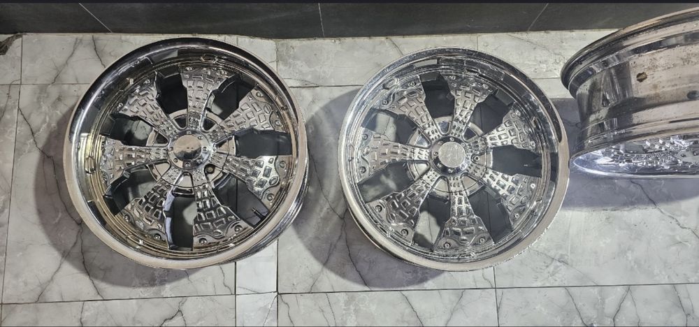 Продам диски R20. .