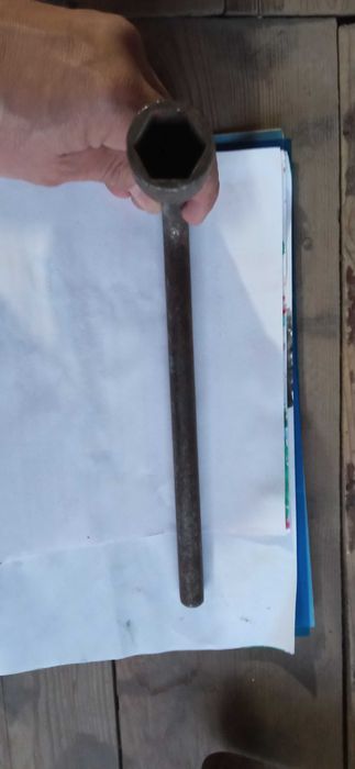 Ключ для балона 22х размер