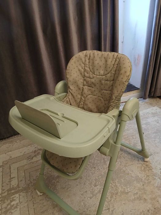 Продам стульчик для кормления