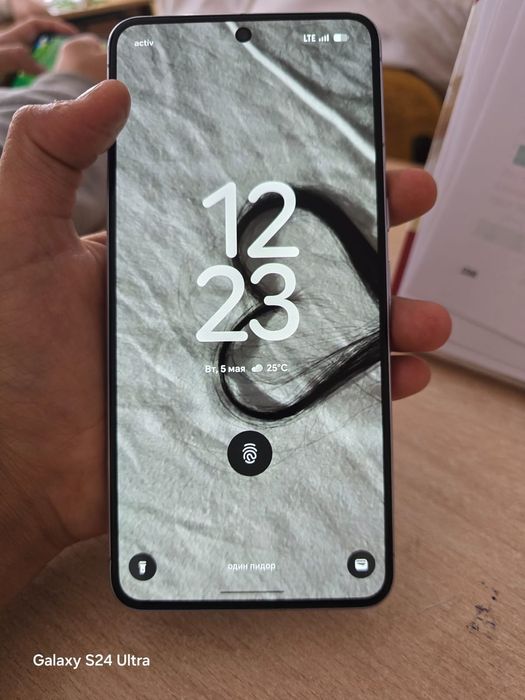 Google pixel 8 pro