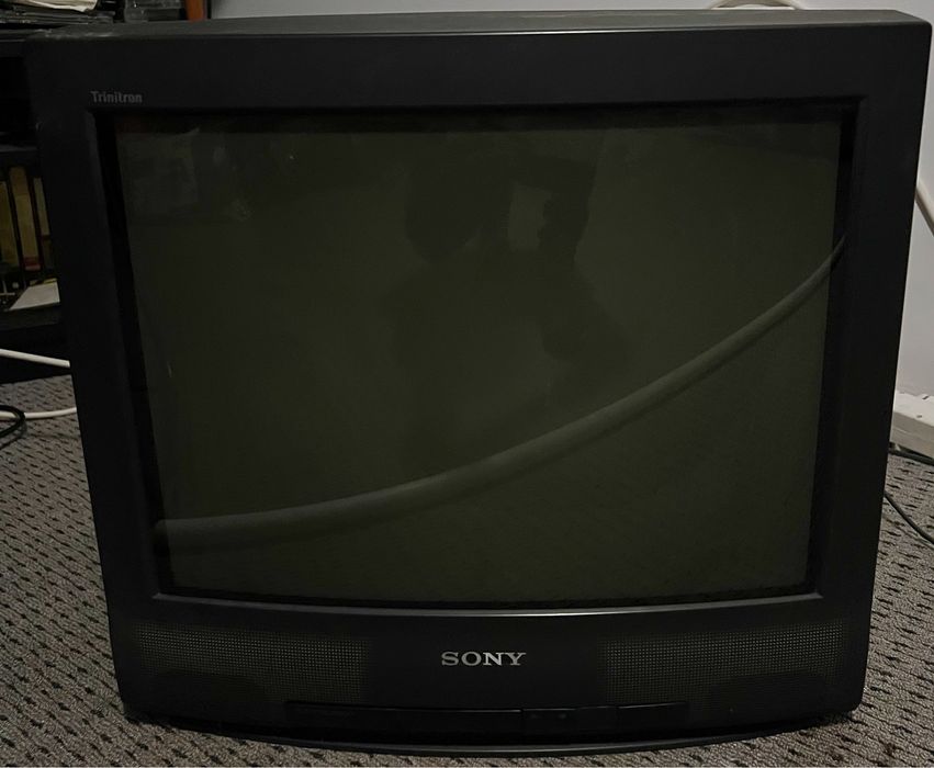 Televizor Sony funcțional, diagonala 51, cu telecomanda