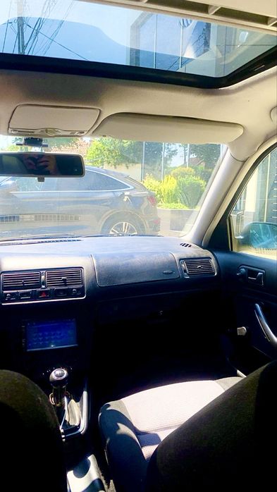 VW Golf 4 1.4 16V GPL – Stare foarte bună